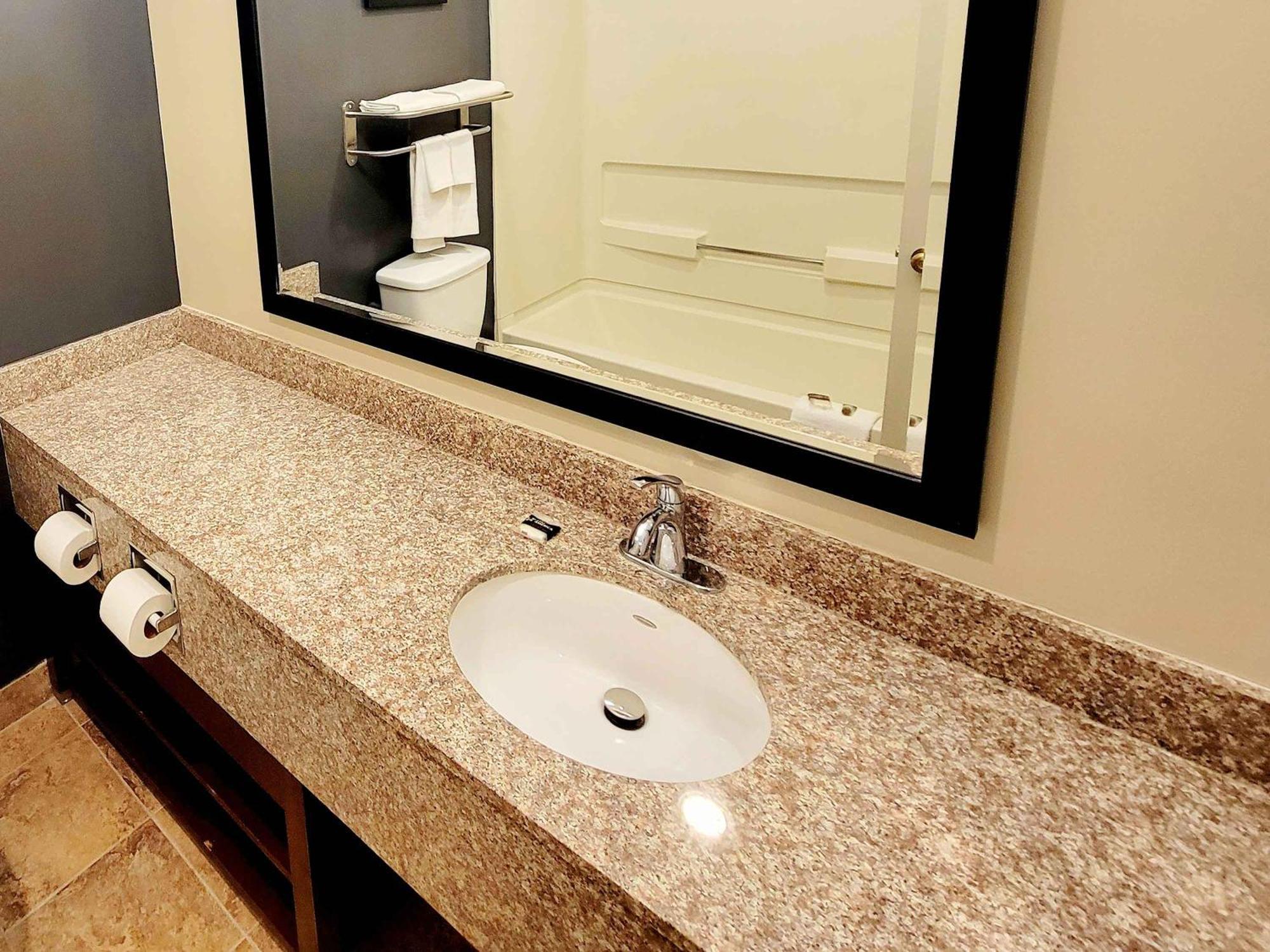 Extended Stay America Suites - Buffalo - Airport ชีคโทวากา ภายนอก รูปภาพ