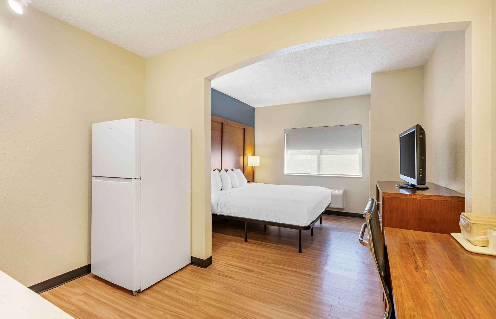 Extended Stay America Suites - Buffalo - Airport ชีคโทวากา ภายนอก รูปภาพ