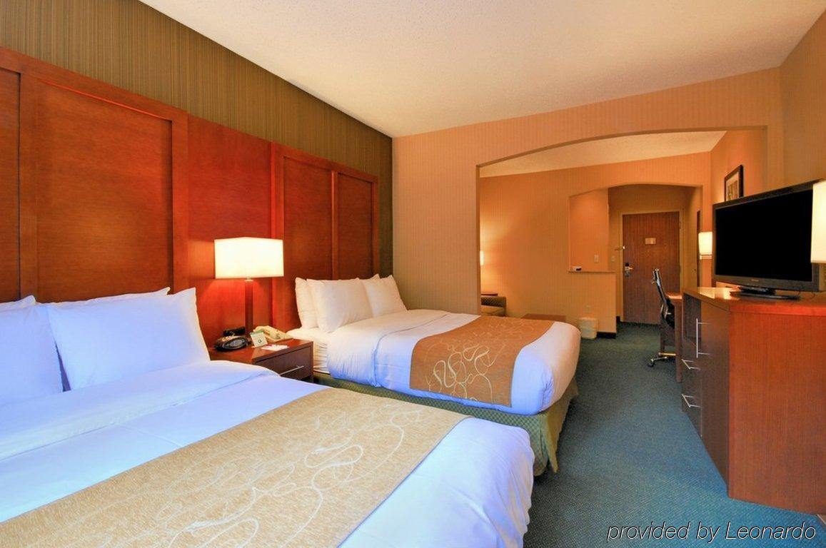 Extended Stay America Suites - Buffalo - Airport ชีคโทวากา ภายนอก รูปภาพ