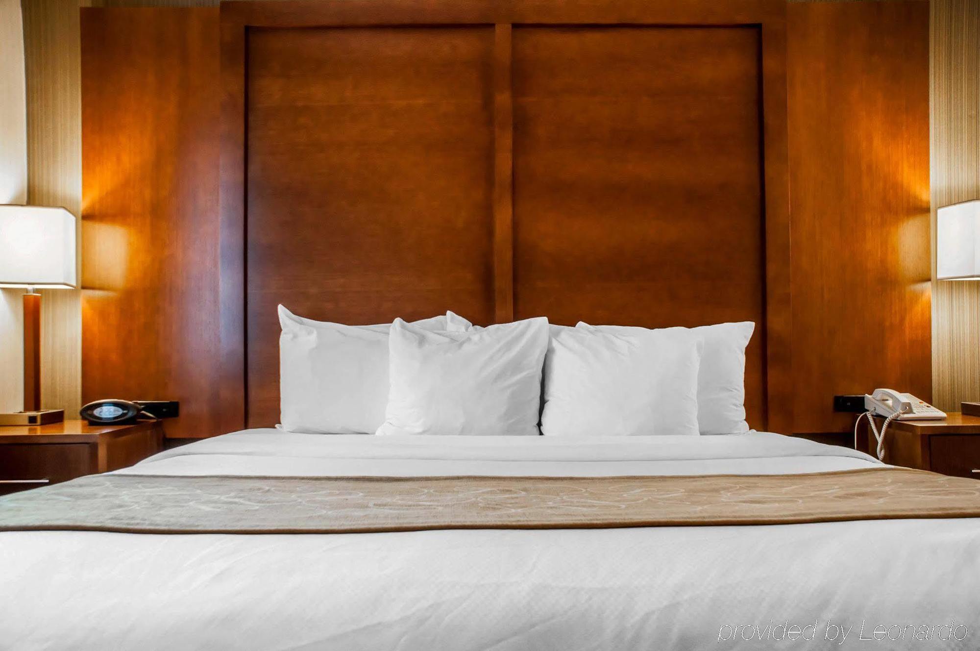 Extended Stay America Suites - Buffalo - Airport ชีคโทวากา ภายนอก รูปภาพ
